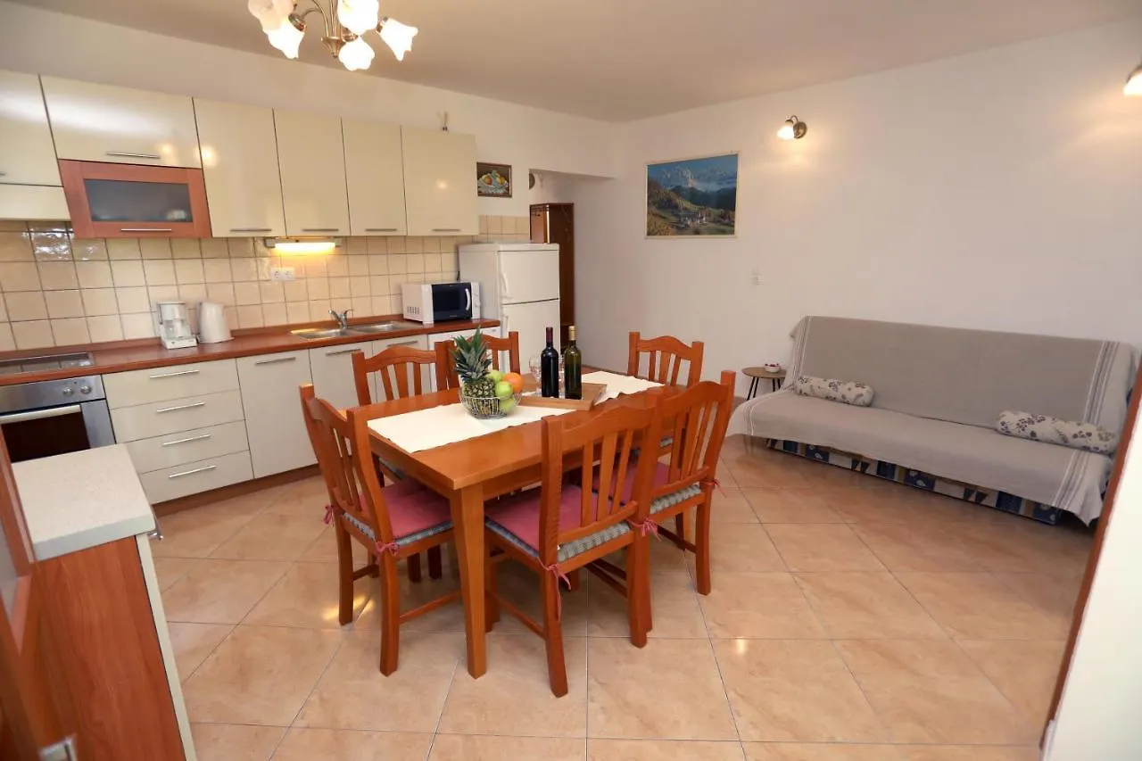 Villa Kuzmanic Trogir Apartman